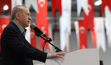Erdoğan: Bölücülere cesaret aşılayanlara hak ettikleri dersi vermenizi bekliyorum